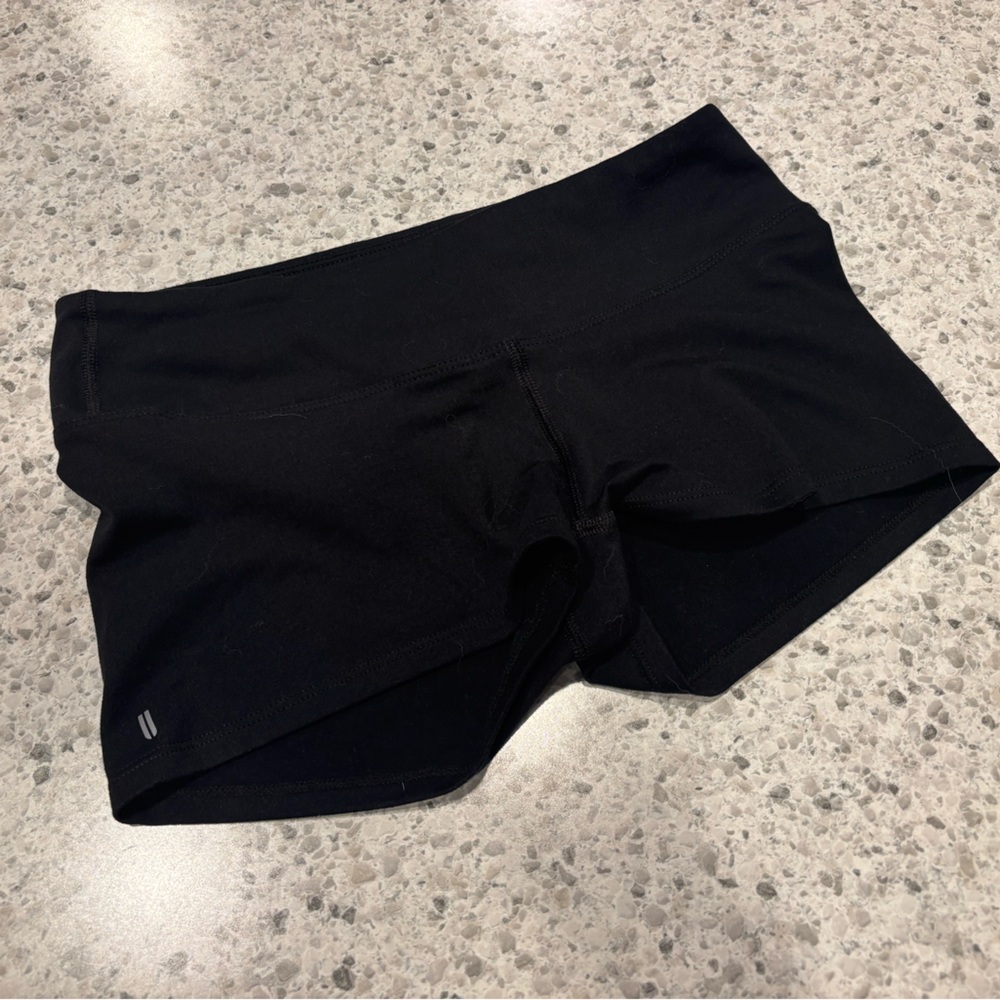 NOBULL Low Rise Short Small